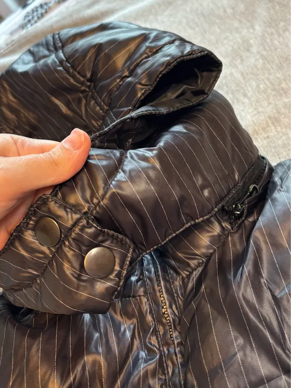 Faded Glory Black Pinstripe Puffer Vest Size Small - Image 6