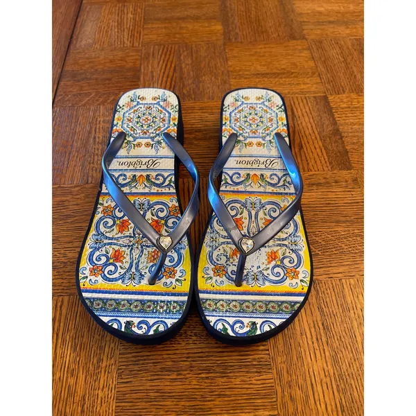 Brighton flip-flops size 9 - Image 7