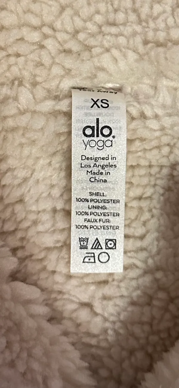 Alo Yoga Duality Sherpa Reversible Hooded Jacket - Image 5