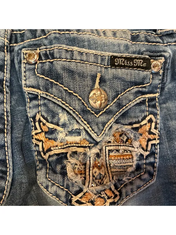Miss Me Size 27 Embroidered Cross Pockets Western Mid Rise Straight Leg Jeans - Image 7