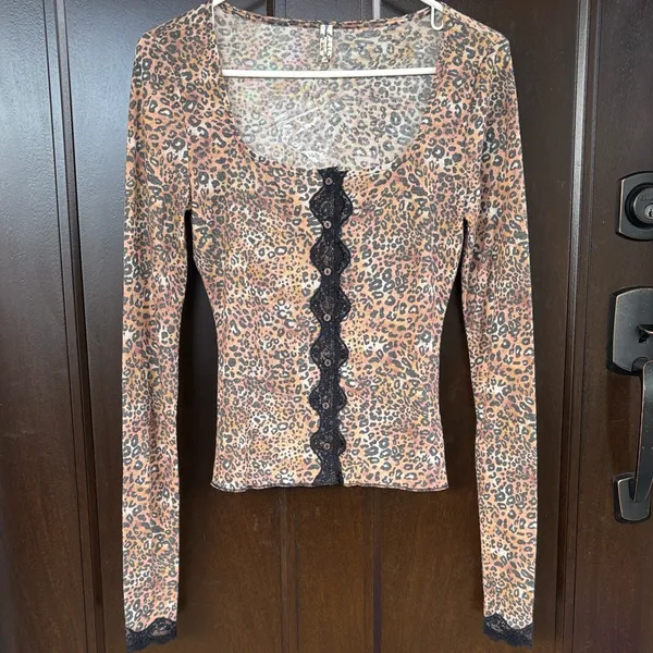 NEW Free People She’s All That Top Animal Print Black Lace Size Small - Image 2