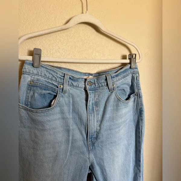 Levi's 70s high slim straight light jeans size‎ 32 light wash - Image 5