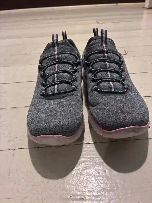 Athletic Works Women's Bungee Slip-On Sneakers - Image 3
