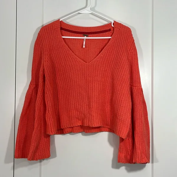 Free People XS Orange Damsel Cropped Bell Sleeve V-Neck Sweater - Image 5