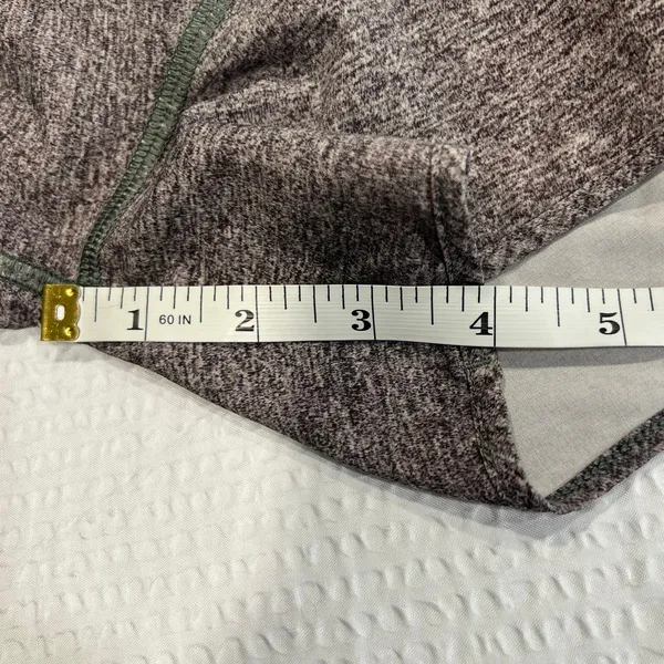 Lululemon gray hotty hot shorts 4” size 6 - Image 6