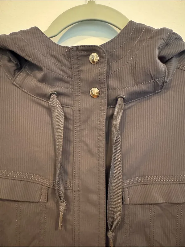 Lululemon Apres Practice Anorak Jacket Coal Grey Pinstripe Size 4 - Image 5