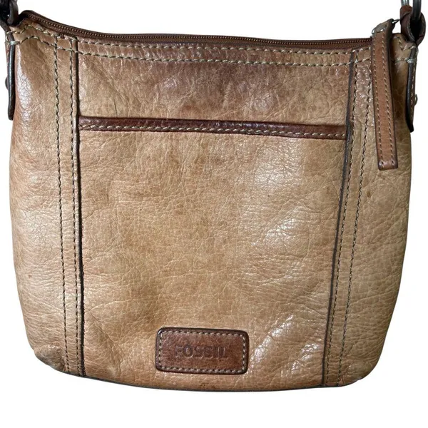 VTG FOSSIL Genuine Leather Brown Crossbody Bag Tan Satchel Zip-Top Key Charm Y2K - Image 3