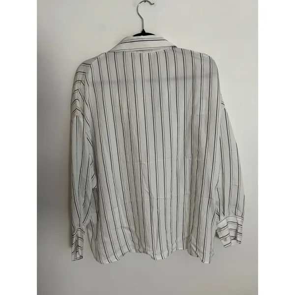 Anthropologie Women's striped Oversized NWT Blouse size S - Image 5