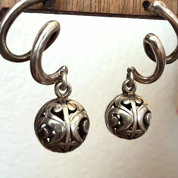 Vintage Sterling Silver Balinese Filigree Sphere Dangle Earrings - Image 4