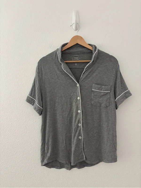 Cozy Earth set robe top and shorts in grey - Image 6