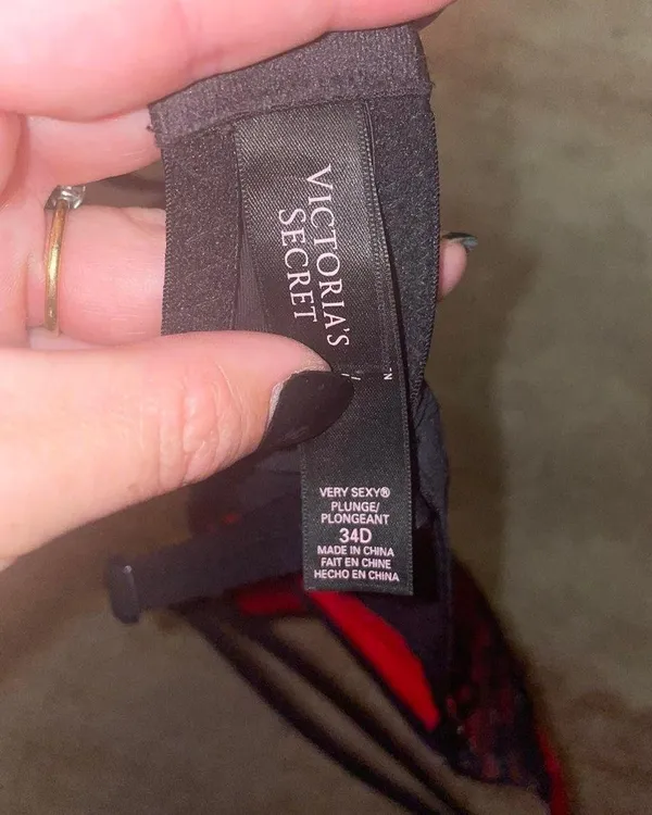 Victoria's Secret Bra - Image 3
