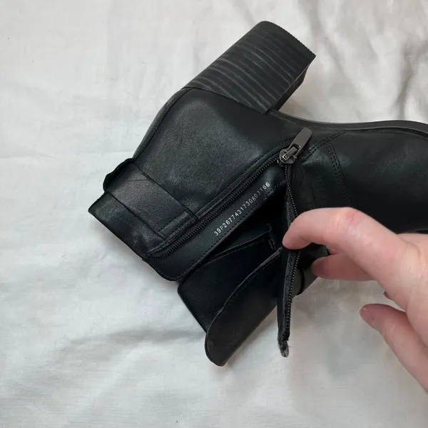 Ecco Womens Black Shape 55 Zip up Leather Mid Cut Boots Size 39 - Image 9