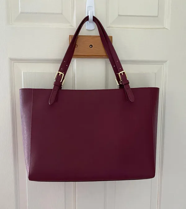 Tory Burch Tote Set With Matching Wallet - Image 2