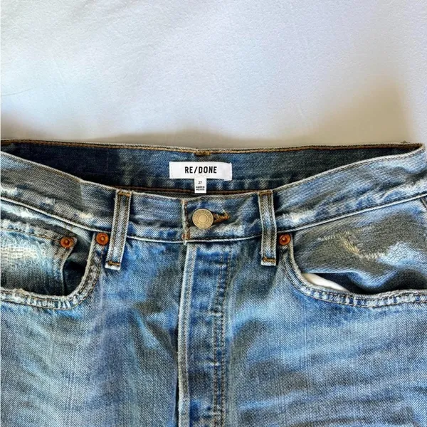 RE/DONE 90s blue high rise loose distressed jeans - Image 4