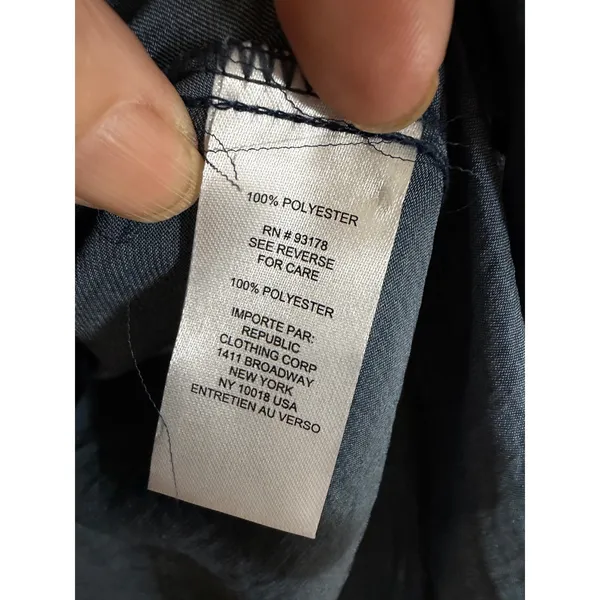 T Tahari Blouse Deep Slate Blue L Womens Silky Short Sleeve V-Neck NEW Office - Image 5