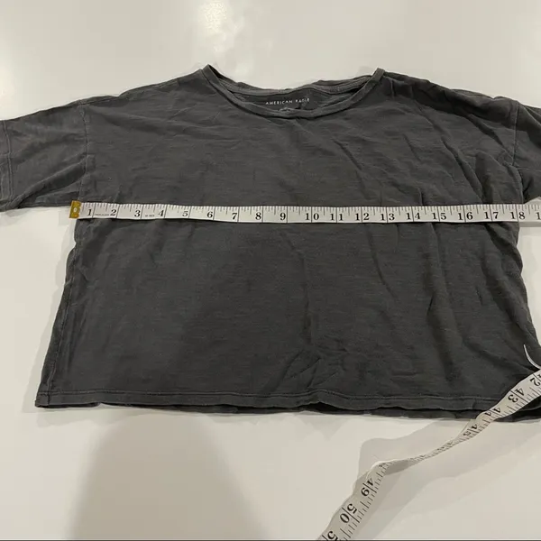 American Eagle Gray Short‎ Sleeve Cropped Tee Shirt Size XS - Image 5