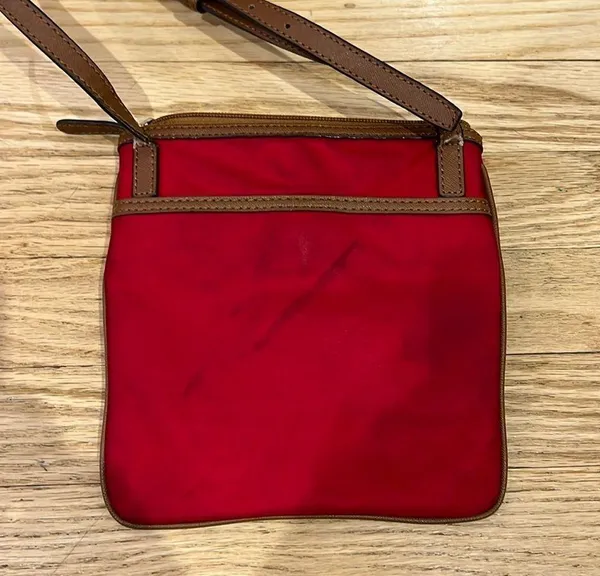 Michael Kors Kempton Small Crossbody Bag - Image 3