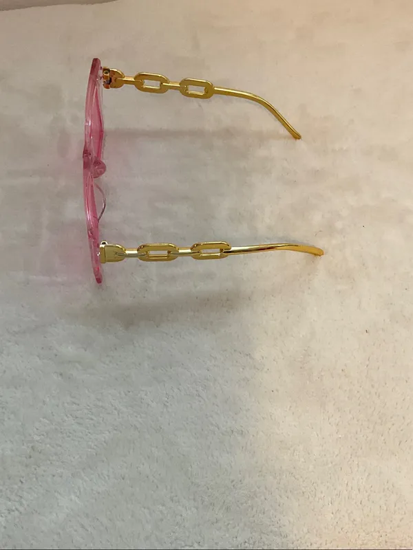 Pink Square Frame Women's Sunglasses with Gold Accent Temples - Image 4