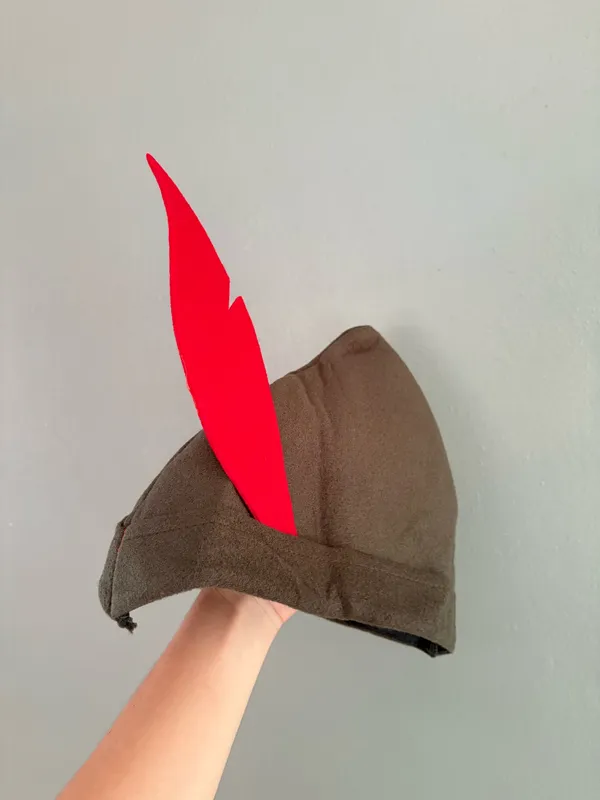 Robbin hood costume Brown - Image 4