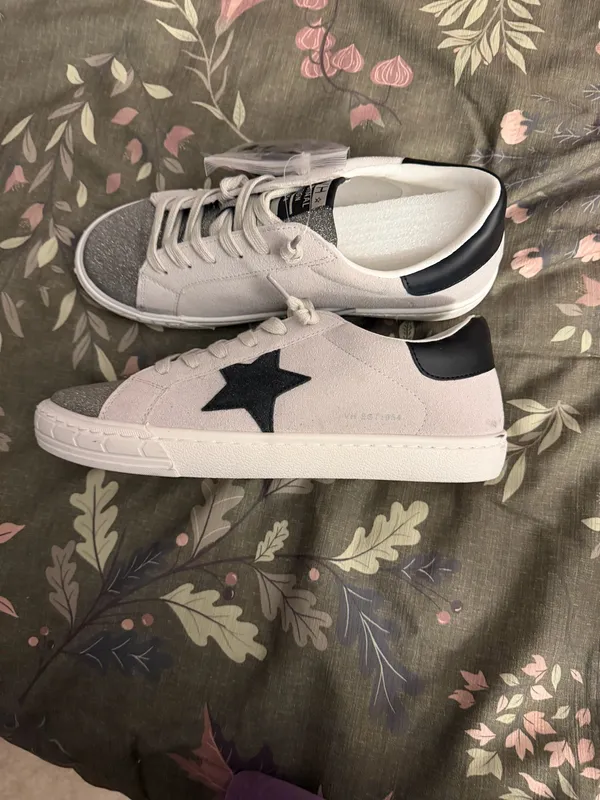 Vintage Havana Parker - Gray Suede Black Star Glitter Toe - Size [ - Image 2