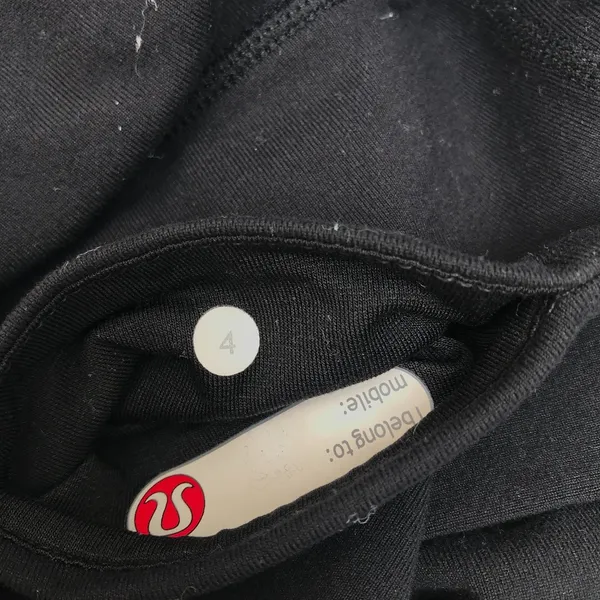 LULULEMON 4 low rise black crop leggings - Image 4