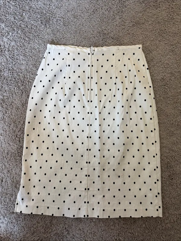 Classic White Polka Dot Pencil Skirt / J25 - Image 4