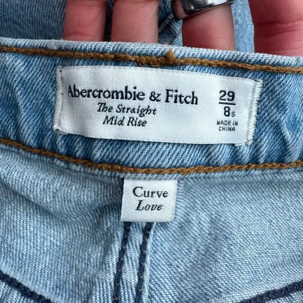Abercrombie & Fitch Mid Rise 90s Straight Jeans Medium Wash 29 - Image 4