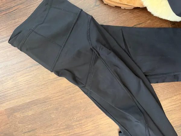 Lululemon Fast and Free High-Rise Tight 25" 5 Pocket - Image 5