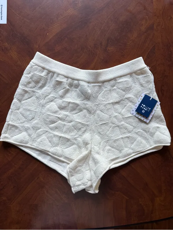 Roller Rabbit x Target Knit Cream Shorts NWT - Image 3