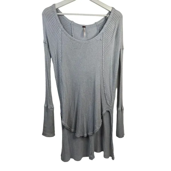 Free People Sz XS Ventura Thermal Top Waffle Knit‎ Long Sleeve Sky Blue High Low - Image 3