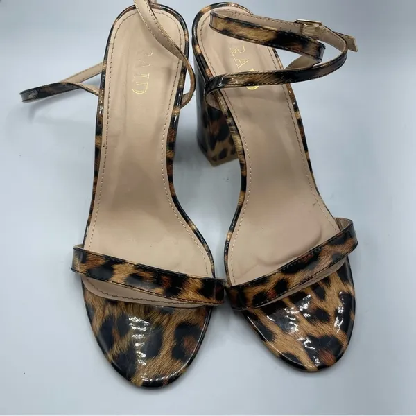 Raid Brown Leopard Print Block Chunky Heels Strappy Womens Sandals 7 Ankle Strap - Image 3