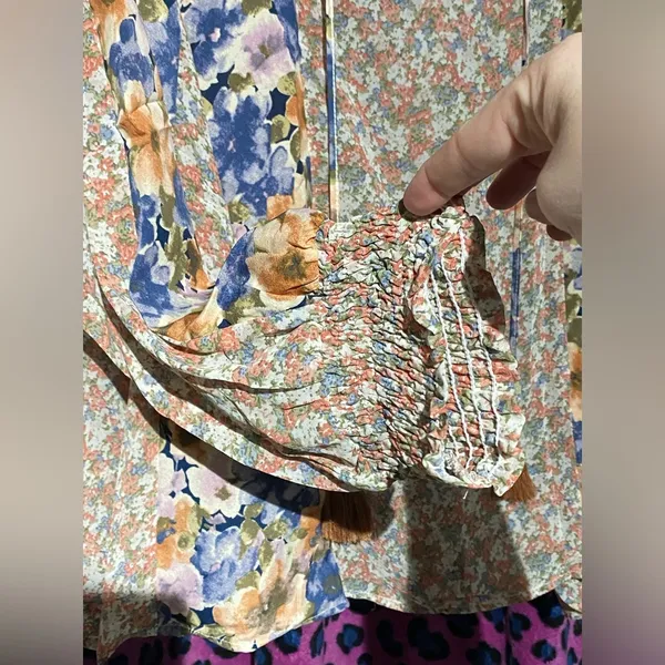 GiGiO floral blouse - Image 2