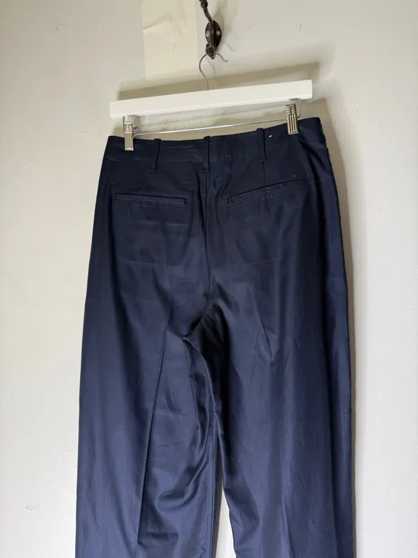banana republic Factory Wide Leg High Rise Cropped Navy Pants Size 8‎ - Image 2