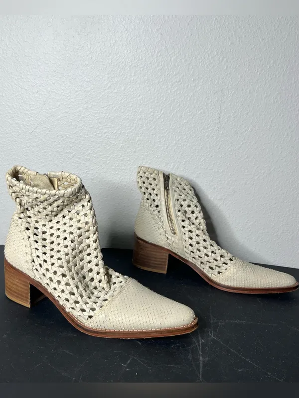 Free People In The Loop Woven White Leather Pointed Toe Boots EU 37 - Image 2