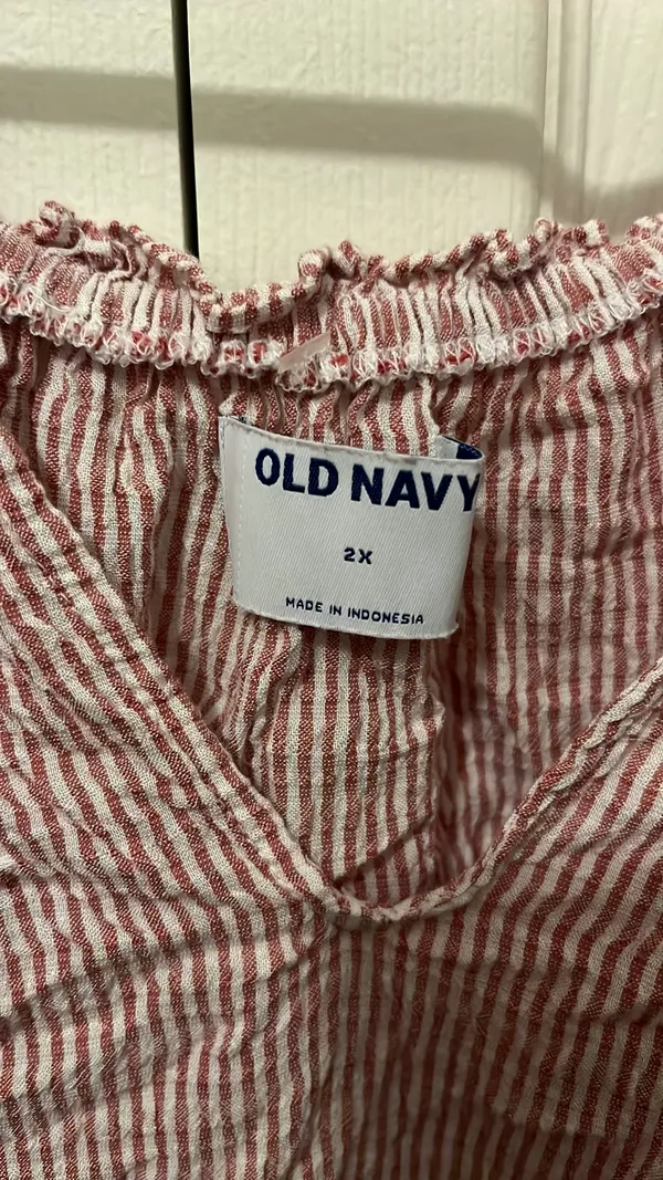 Old Navy Blouse - Image 2