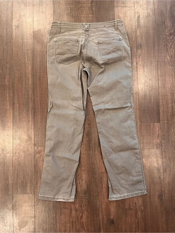 Kuhl Women’s Size 12 Hiking Pants Khaki Outdoor Cargo Trail Nylon Activewear - Image 6