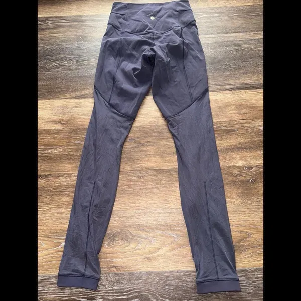 Lululemon Sculpt It Tight High Rise 28” Greyvy Size 6 - Image 5