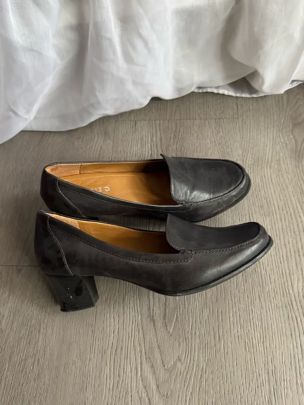 Michelle D Slip On Loafers Size 7.5 - Image 5