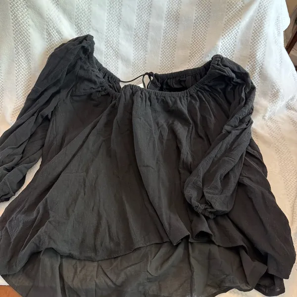 Sabo Skirt nwt long sleeve blouse with front tie size Medium - Image 2