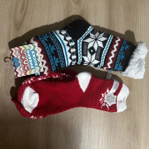 Winterlace Sherpa Socks Soft & Fluffy Two Pair Snowflake Cabin Socks‎ - Image 5