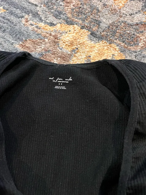 Urban outfitters out from under black v neck crop top - Image 2