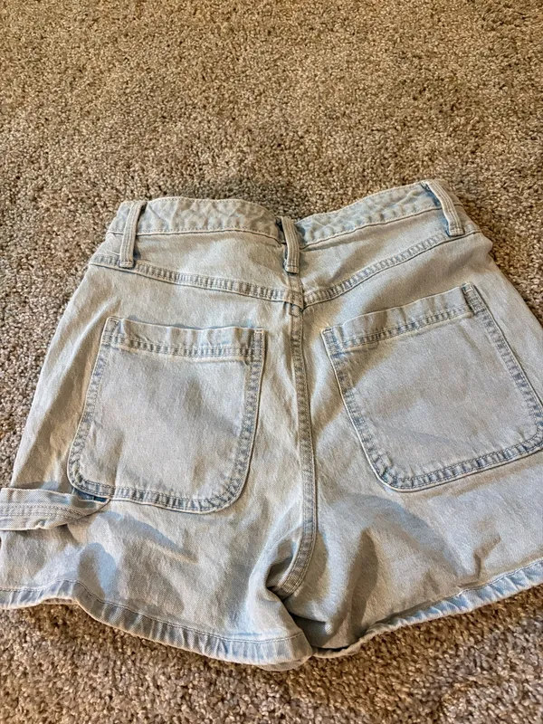 Universal Threads Denim Jean Shorts - Image 3