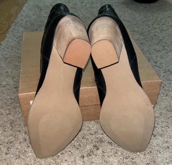 Black ankle boots - Image 2
