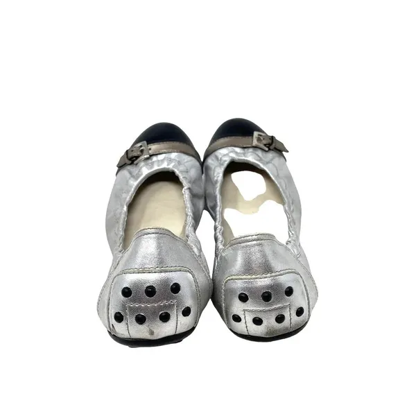 Tod's Silver Scrunch Ballet Flats with‎ Black Patent Leather Buckle Toe Size 9.5 - Image 6