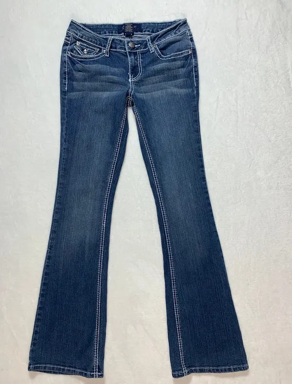 Earl Jean blue embellished bootcut low rise size 5 womens - Image 3