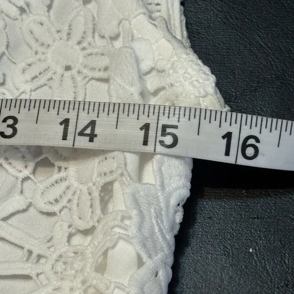 Lulu's White Floral Lace Backless Sheath Dress Size M NWT Classy, Feminine - Image 12