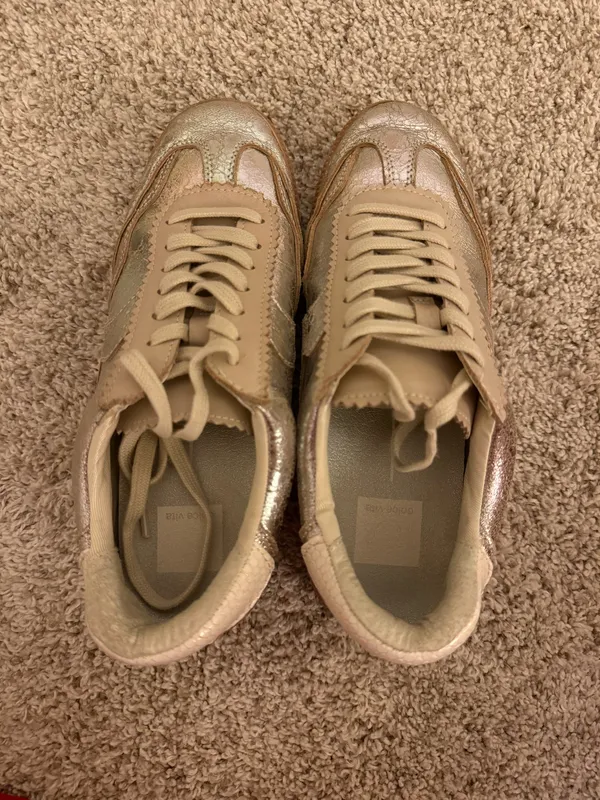 Dolce Vita Silver Sneakers - Image 4