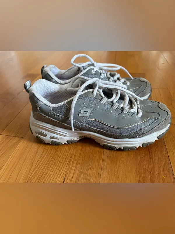Skechers D'Lites Air-Cooled Memory Foam SN11936 Grey Size 9 Women's Sneakers - Image 2