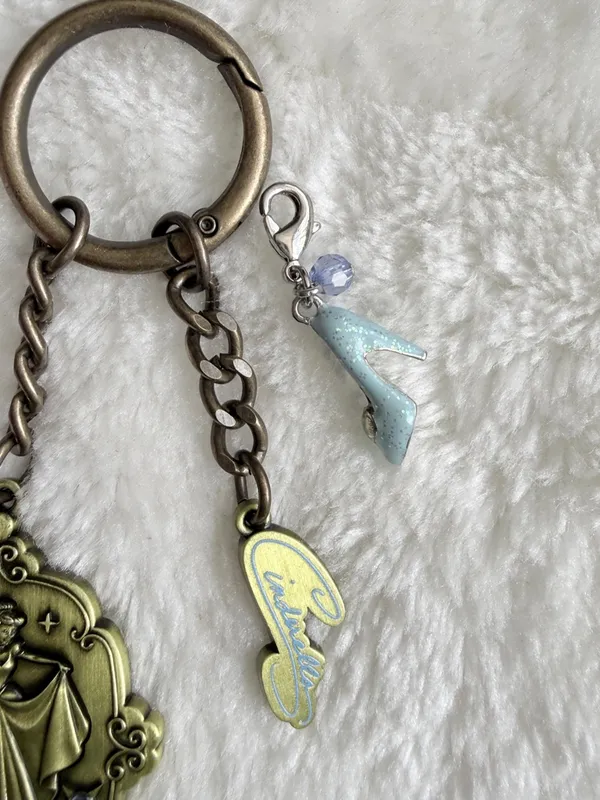 Disney Collectible Charms Princess Mirror Blind Bag Charm - Image 6