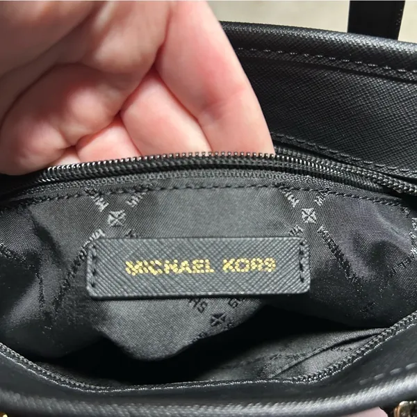 Michael Kors Black Jet Set Travel Extra-Small Logo Top-Zip Tote Bag - Image 5
